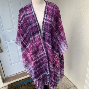 WOOLRICH. Beautiful Purple/Amethyst/Blue Colored Shawl/Wrap.Fringe. Plai…